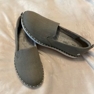 CLARKS, CloudSteppers